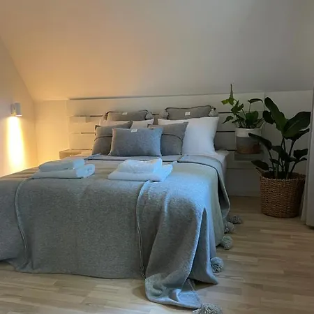 Trzy Jawory Dom Karkonosze Пеховице